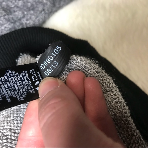 ✨ Express Crop Crew Neck Sweatshirt Denim Patch - Picture 5 of 7